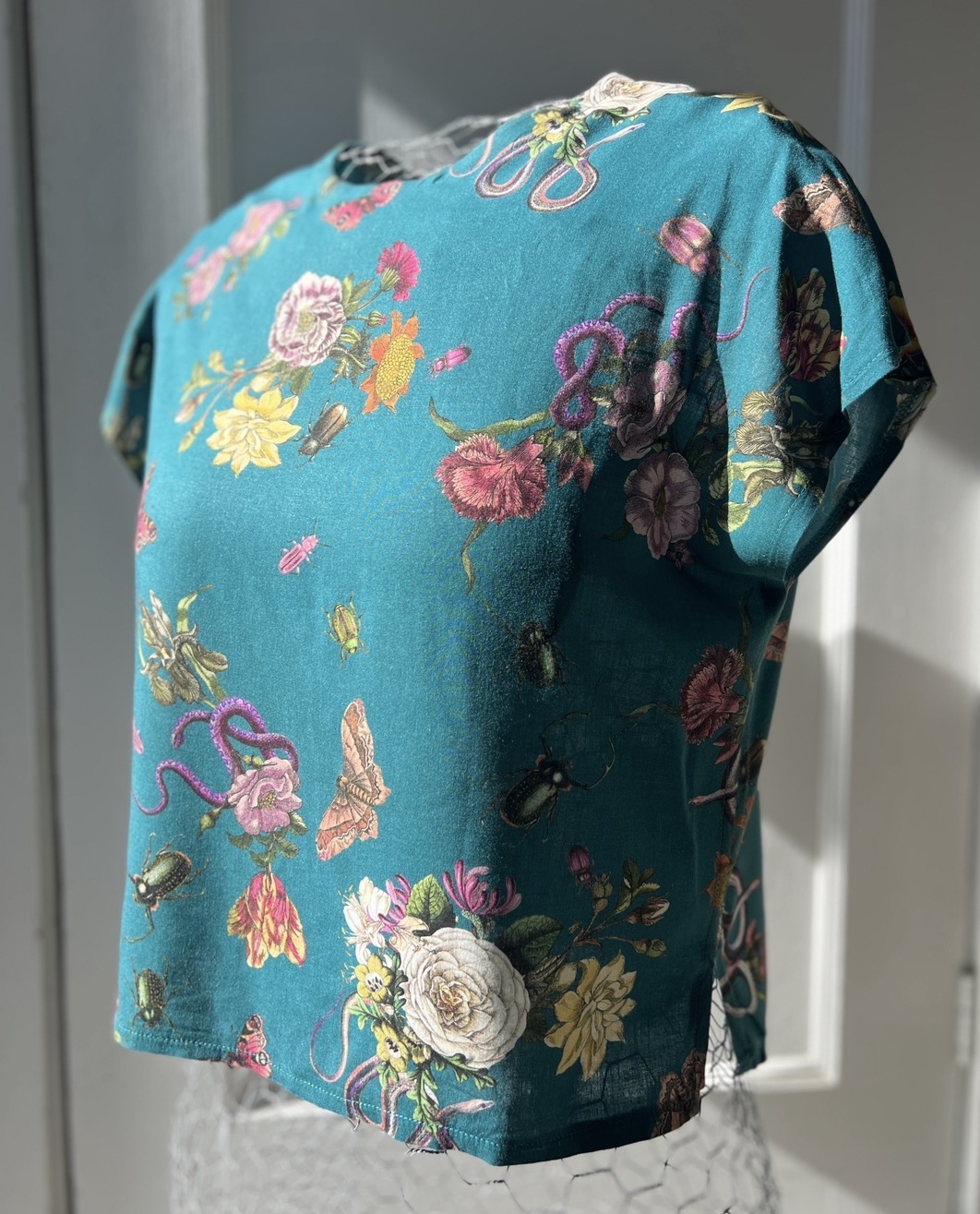 Jane top view A size large viscose linen